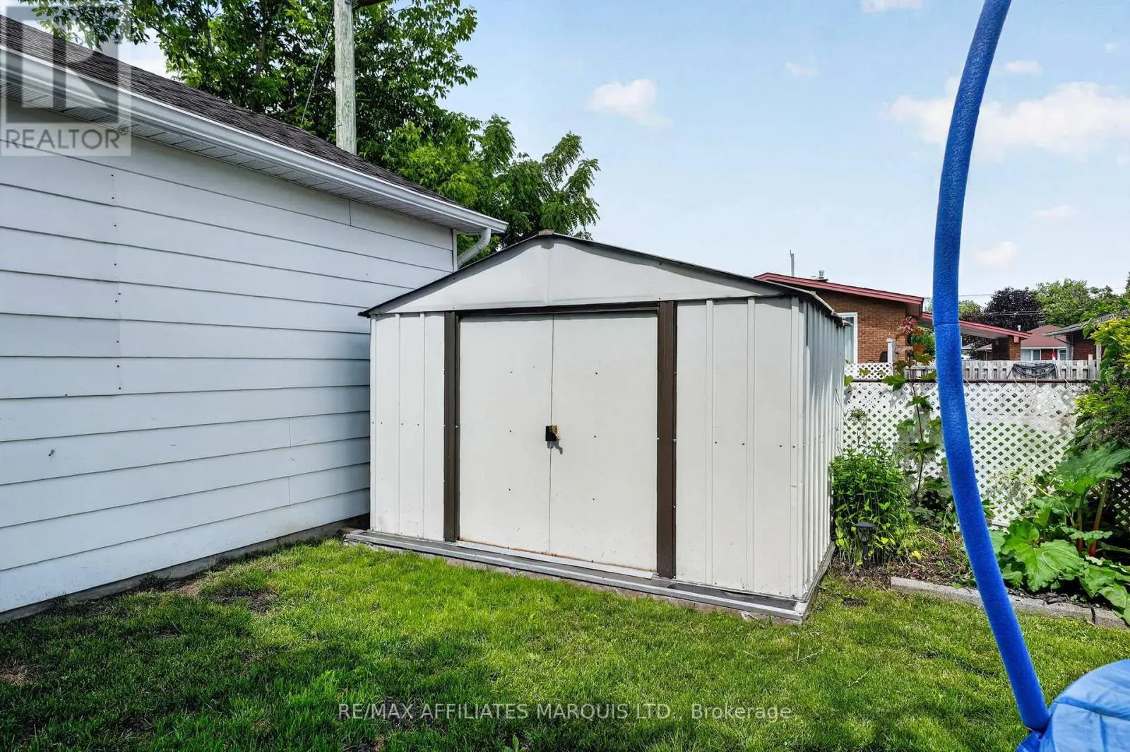 824 ALICE STREET