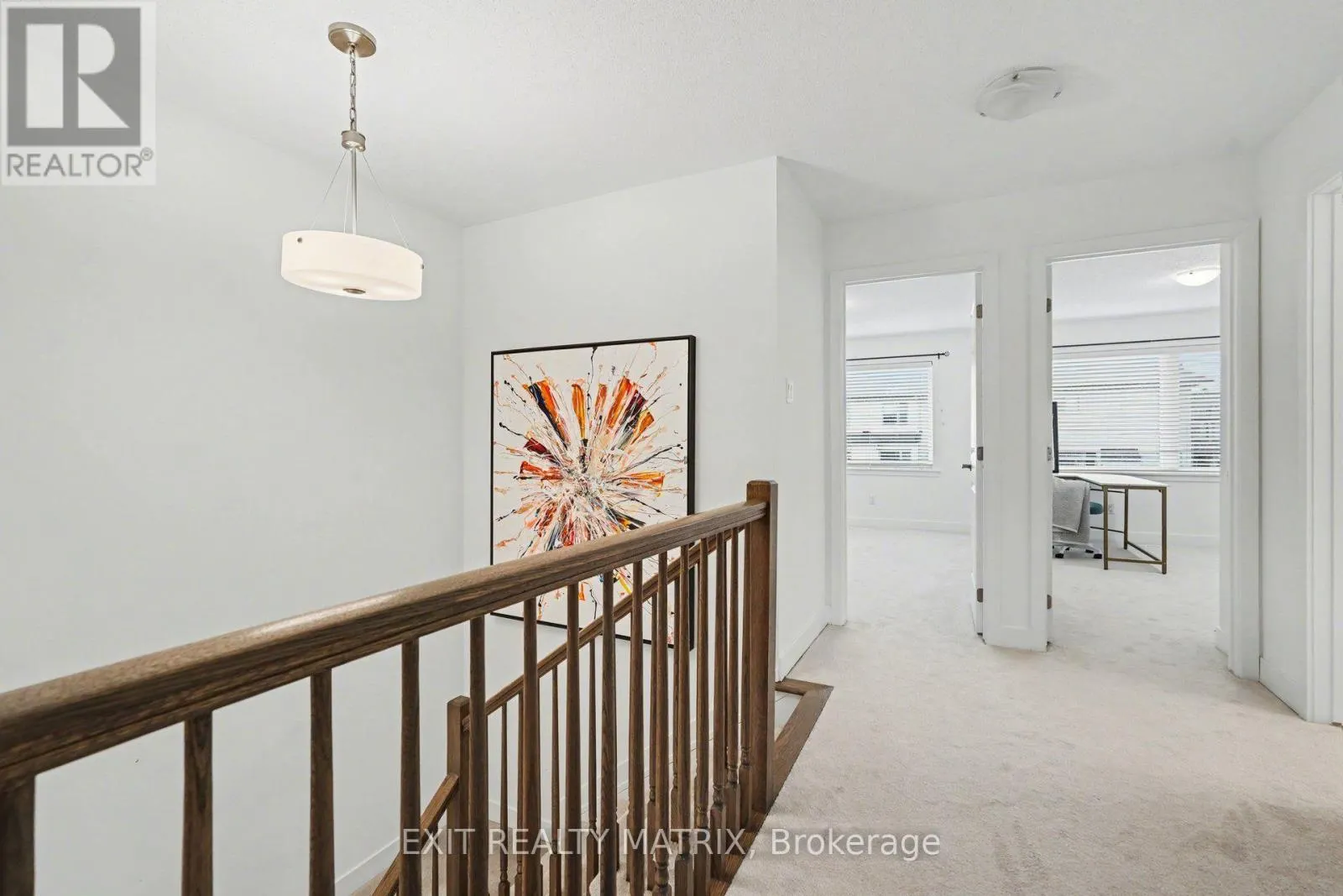 656 PUTNEY CRESCENT