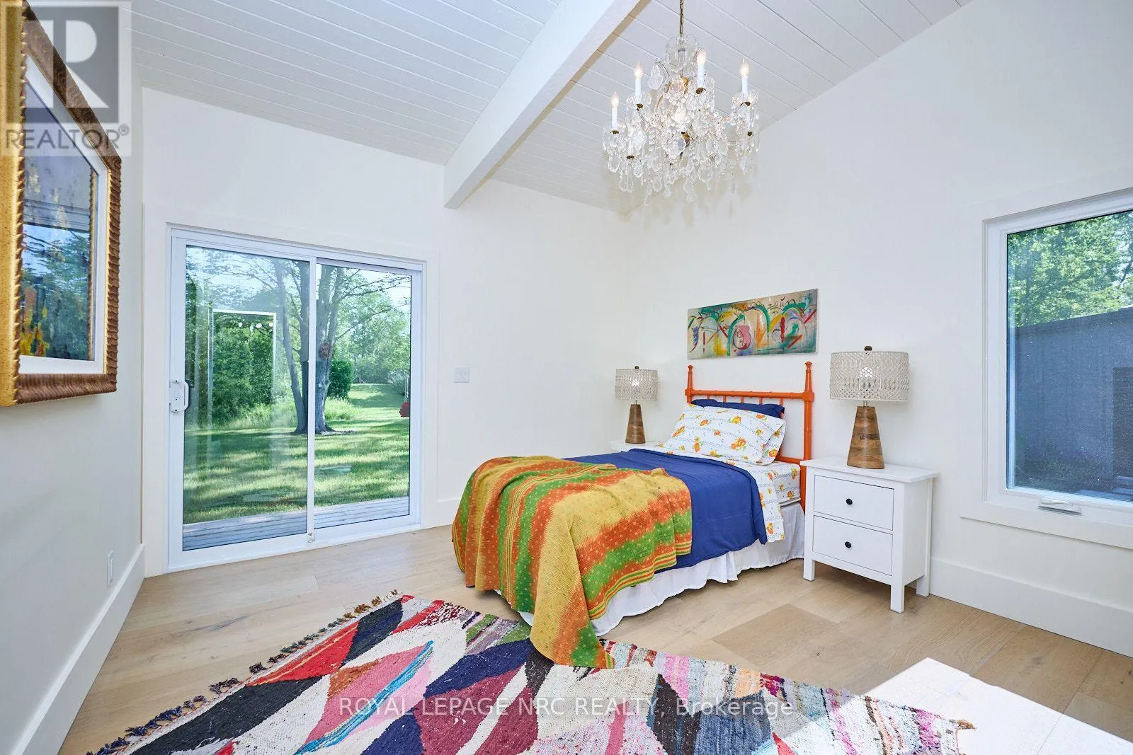 1904 MACDONALD DRIVE