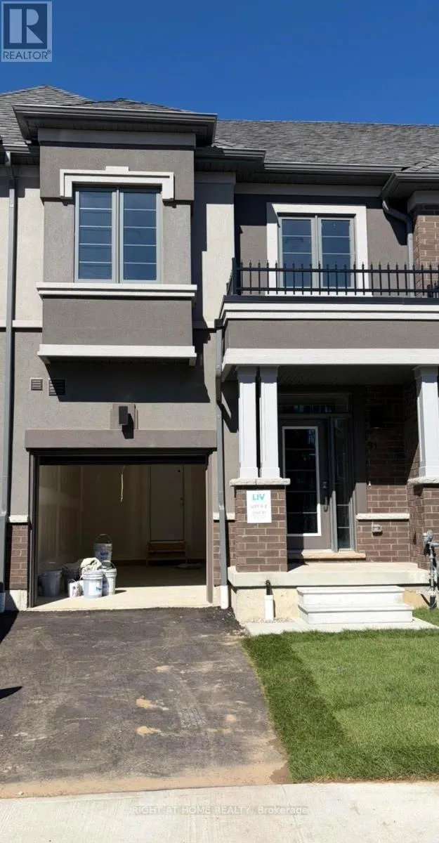 91 - 660 COLBORNE STREET W