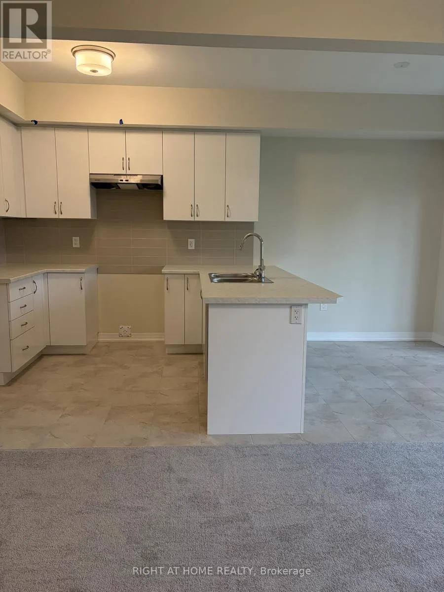 91 - 660 COLBORNE STREET W
