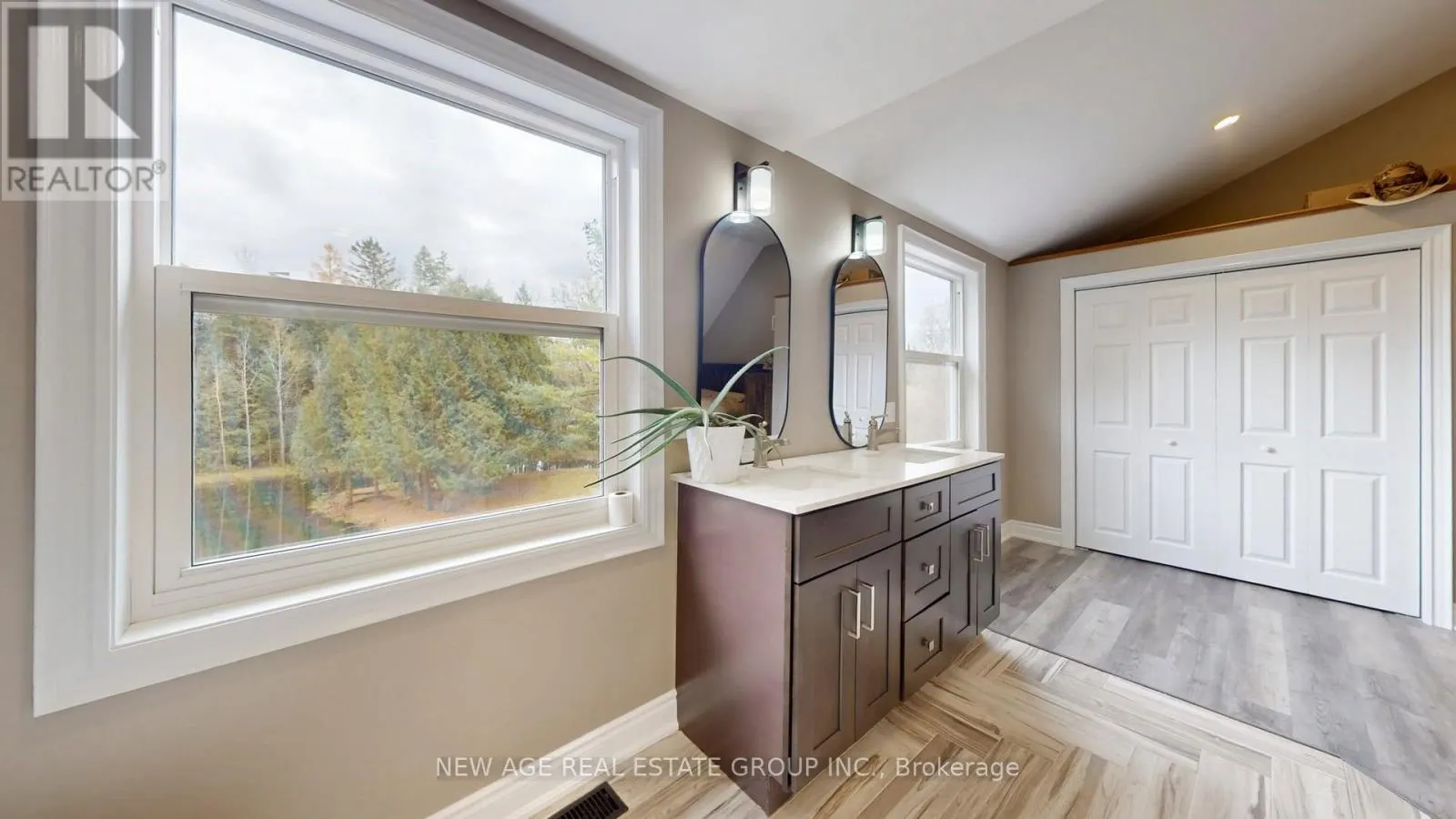 9045 SIDEROAD 17