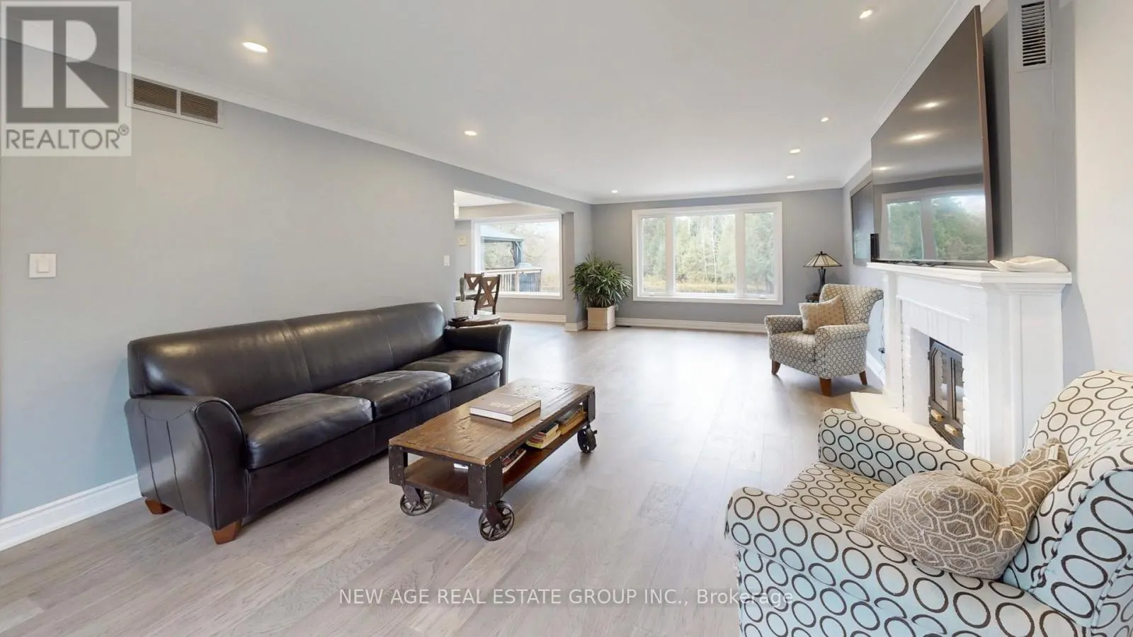 9045 SIDEROAD 17