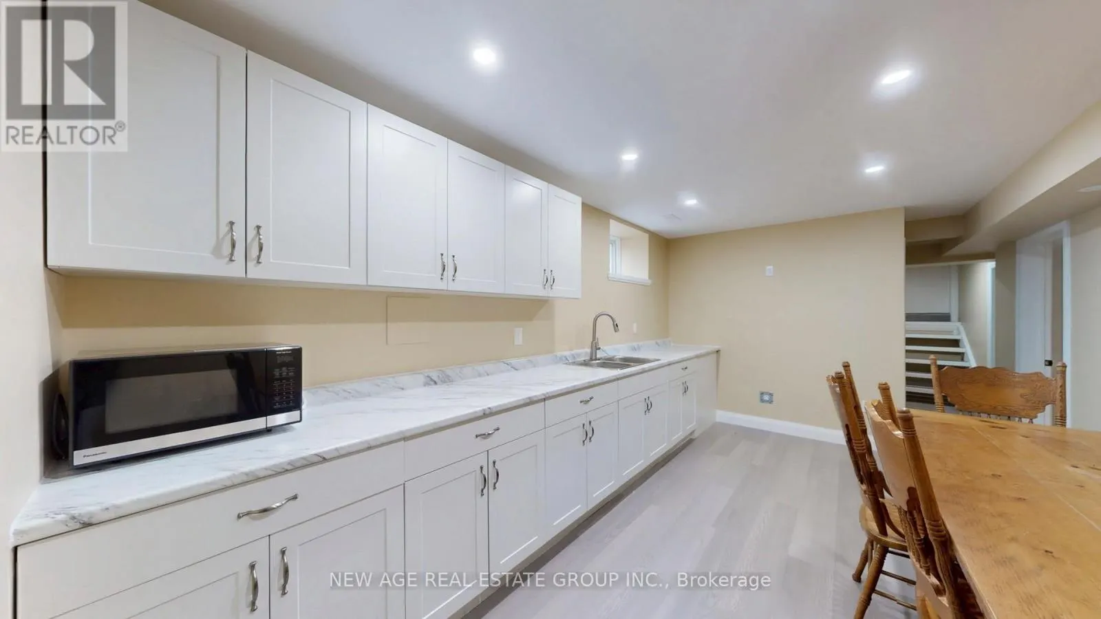 9045 SIDEROAD 17