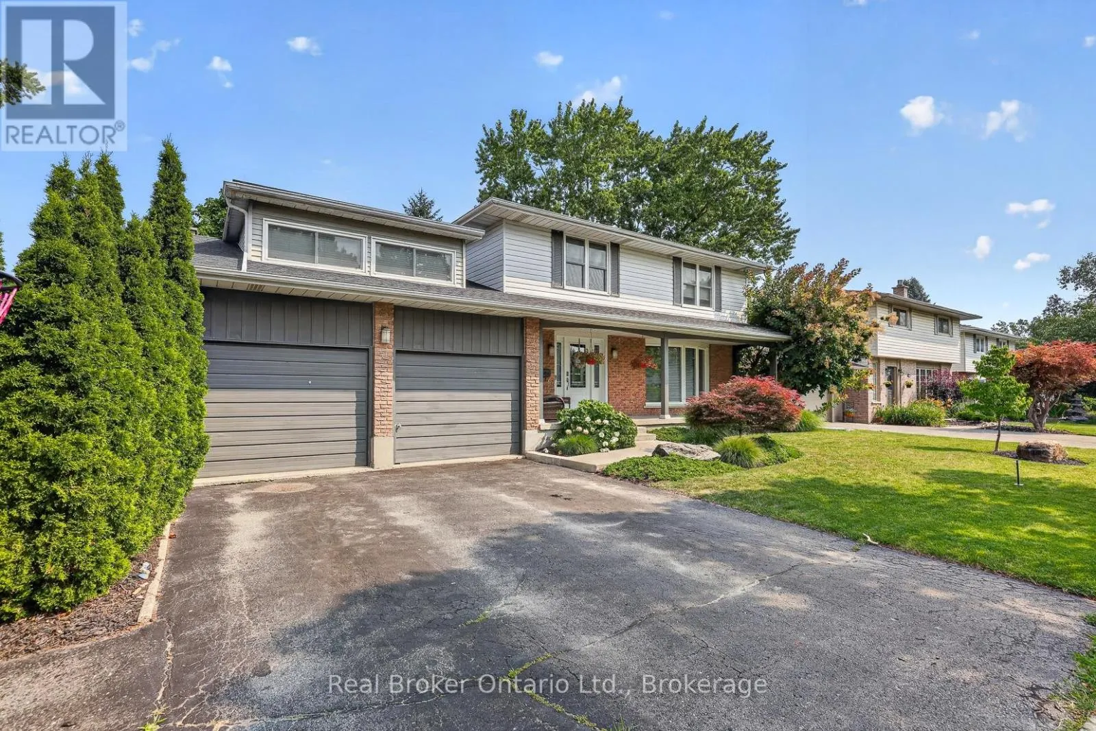 5 GARDINER PLACE