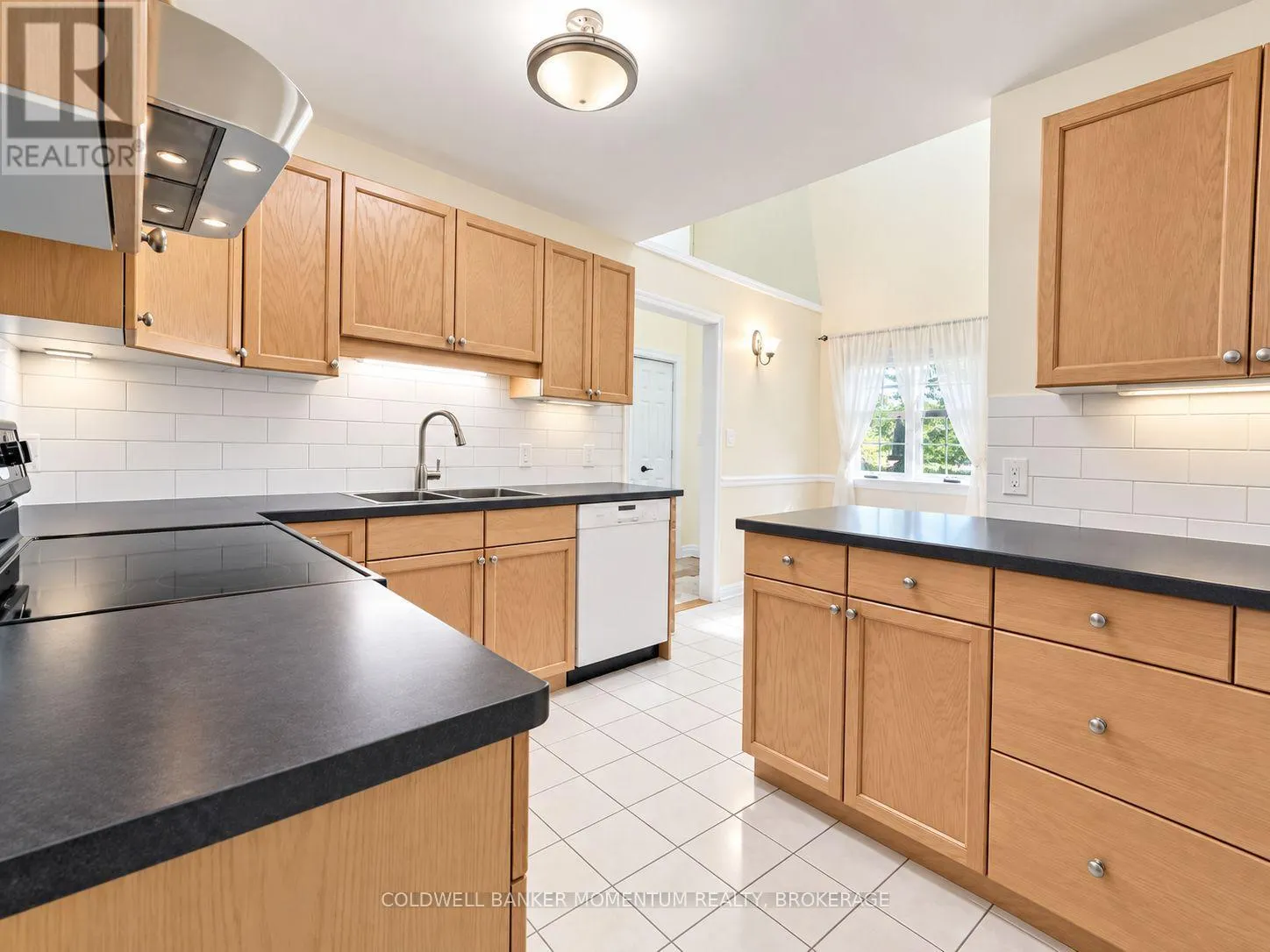 1 - 4114 BUTTERNUT COURT #1