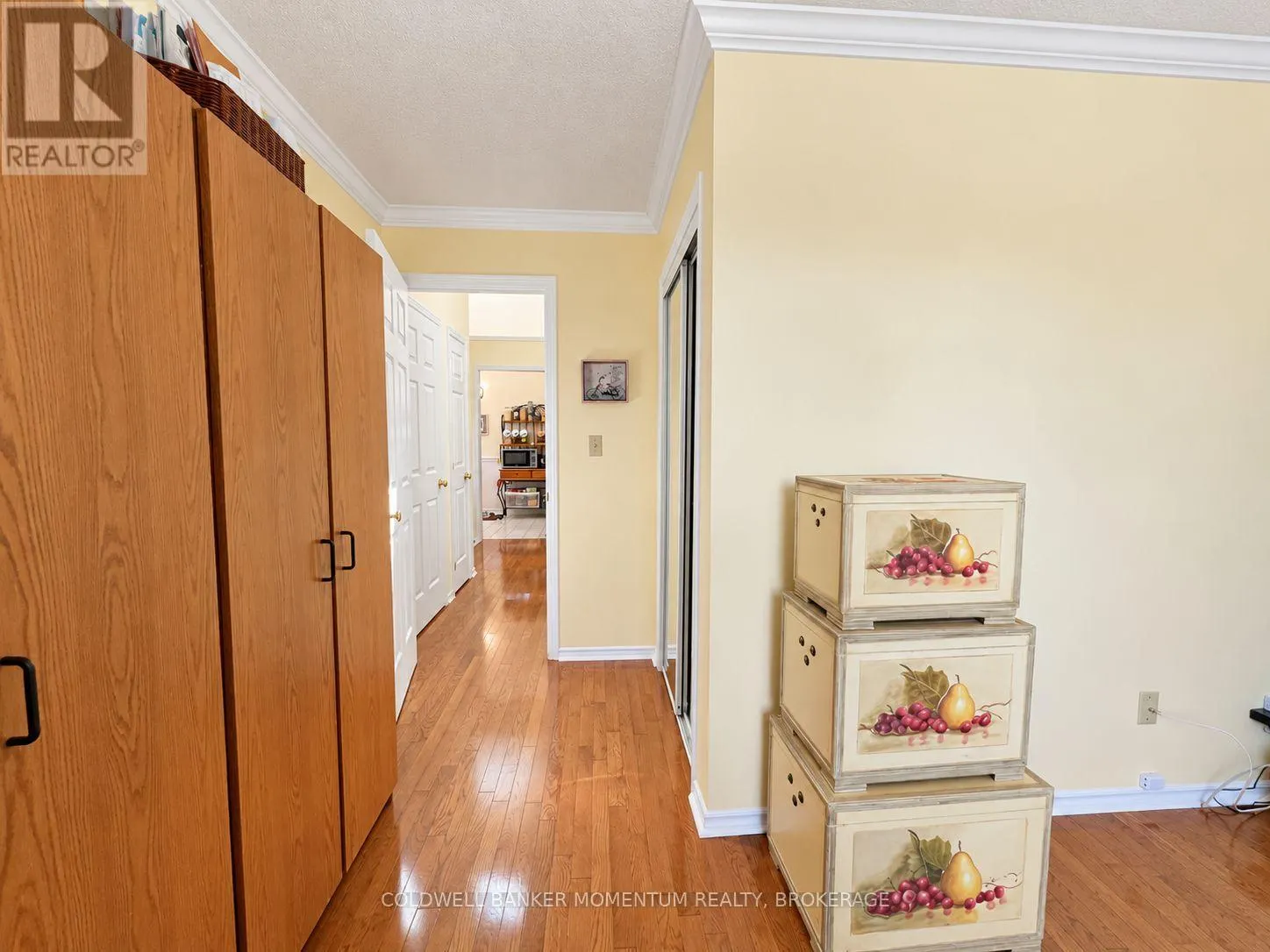 1 - 4114 BUTTERNUT COURT #1