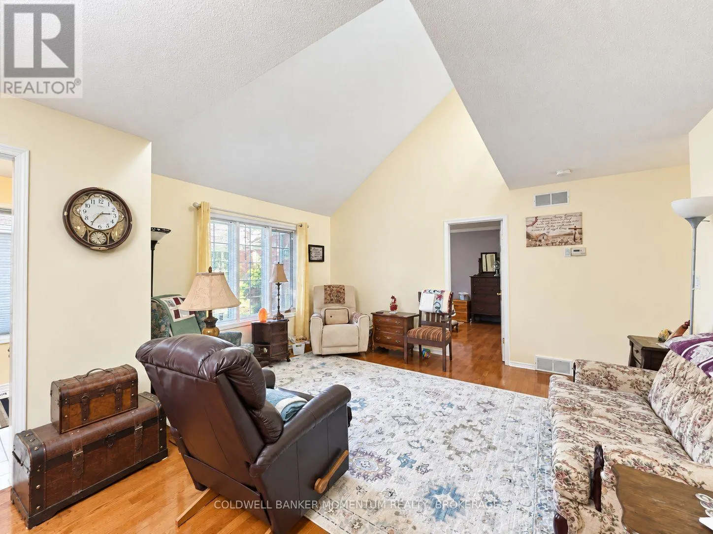 1 - 4114 BUTTERNUT COURT #1