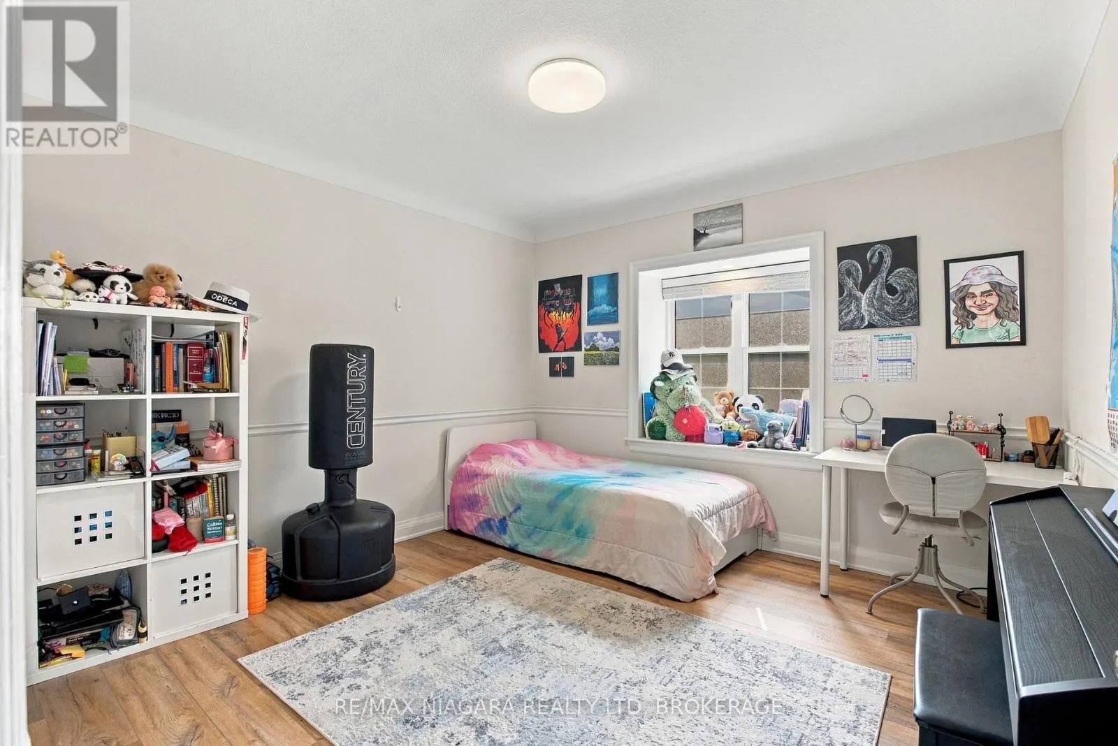 97 GLENDALE AVENUE