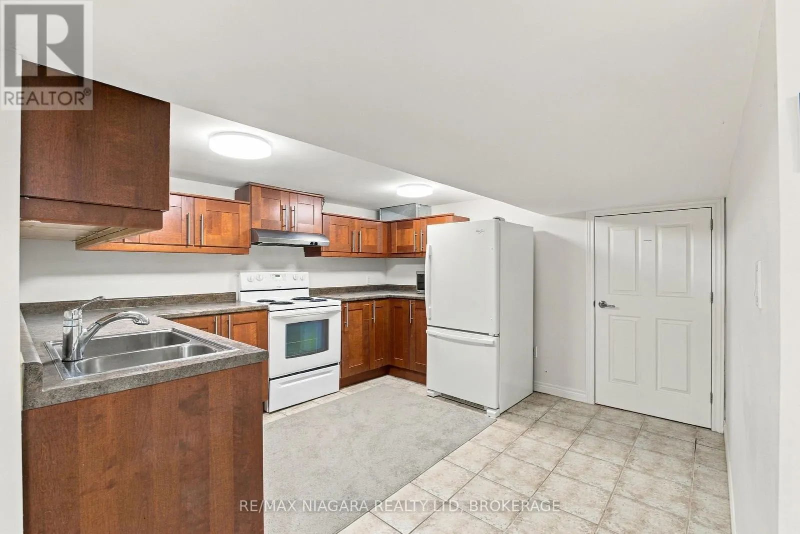 97 GLENDALE AVENUE