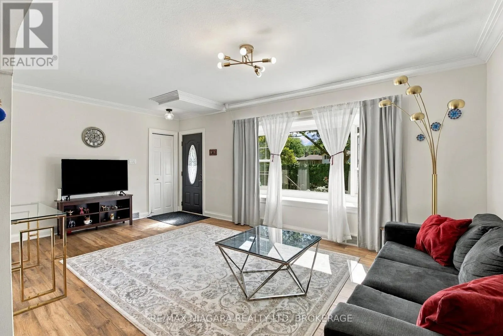 97 GLENDALE AVENUE