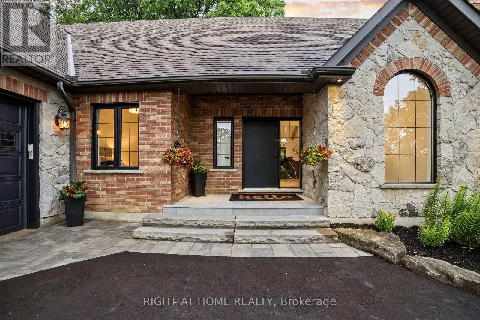515 HAMILTON DRIVE
