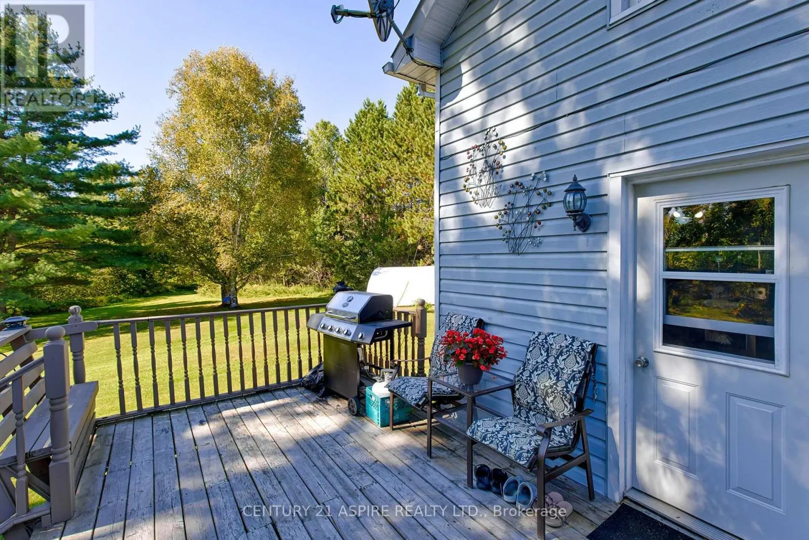 1085 FOREST LEA ROAD