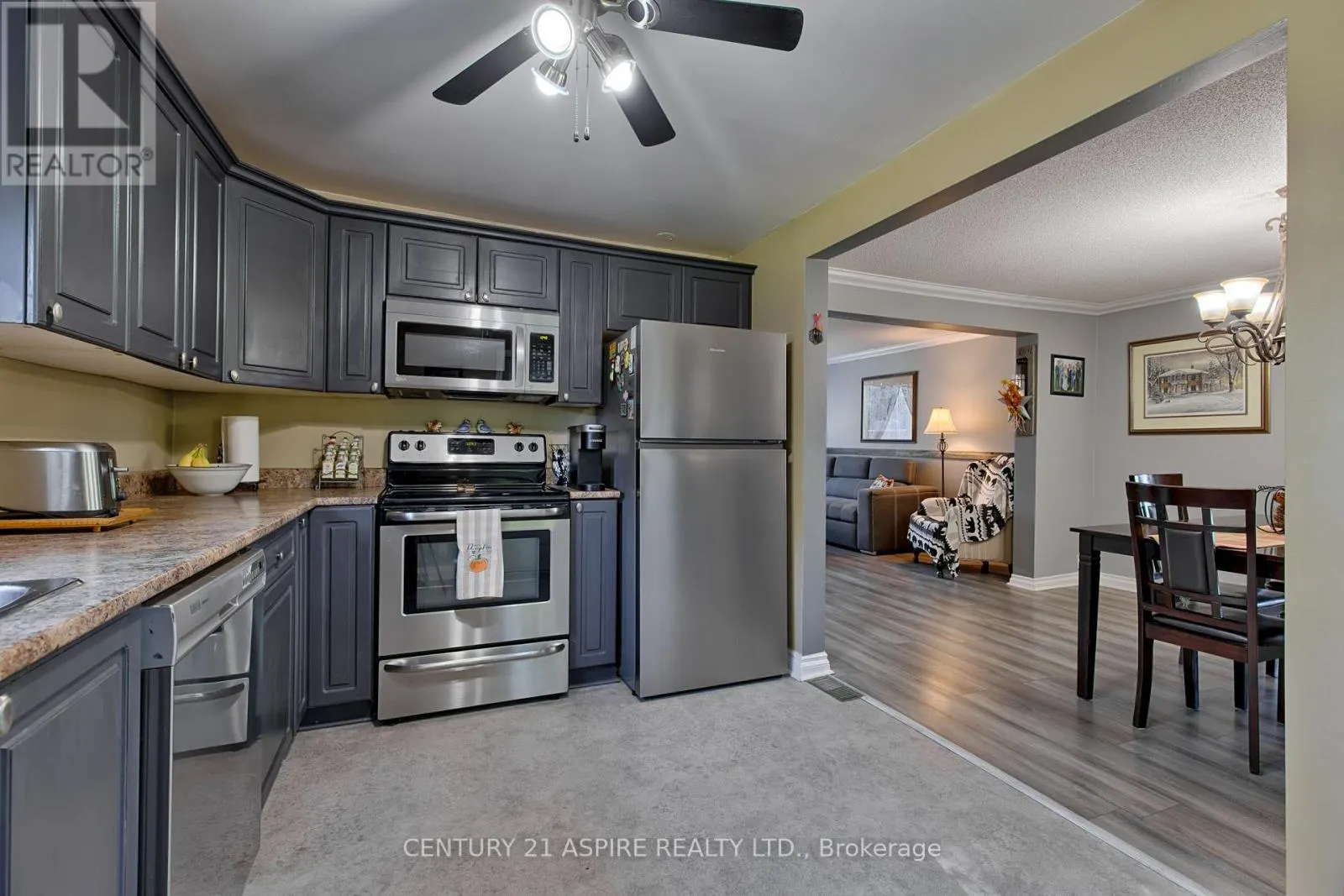 1085 FOREST LEA ROAD