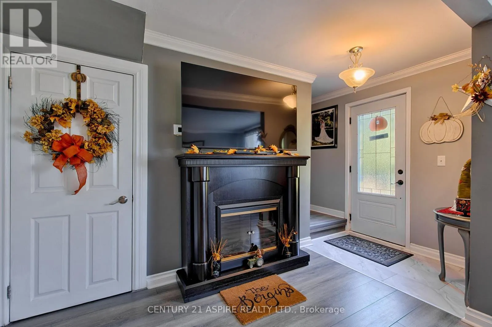 1085 FOREST LEA ROAD