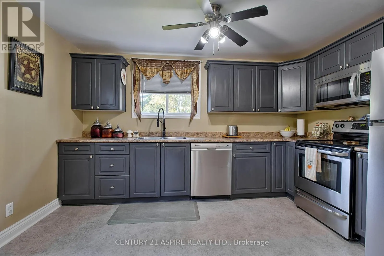 1085 FOREST LEA ROAD