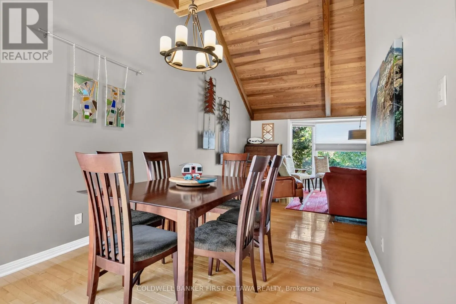 9 FOXRUN LANE