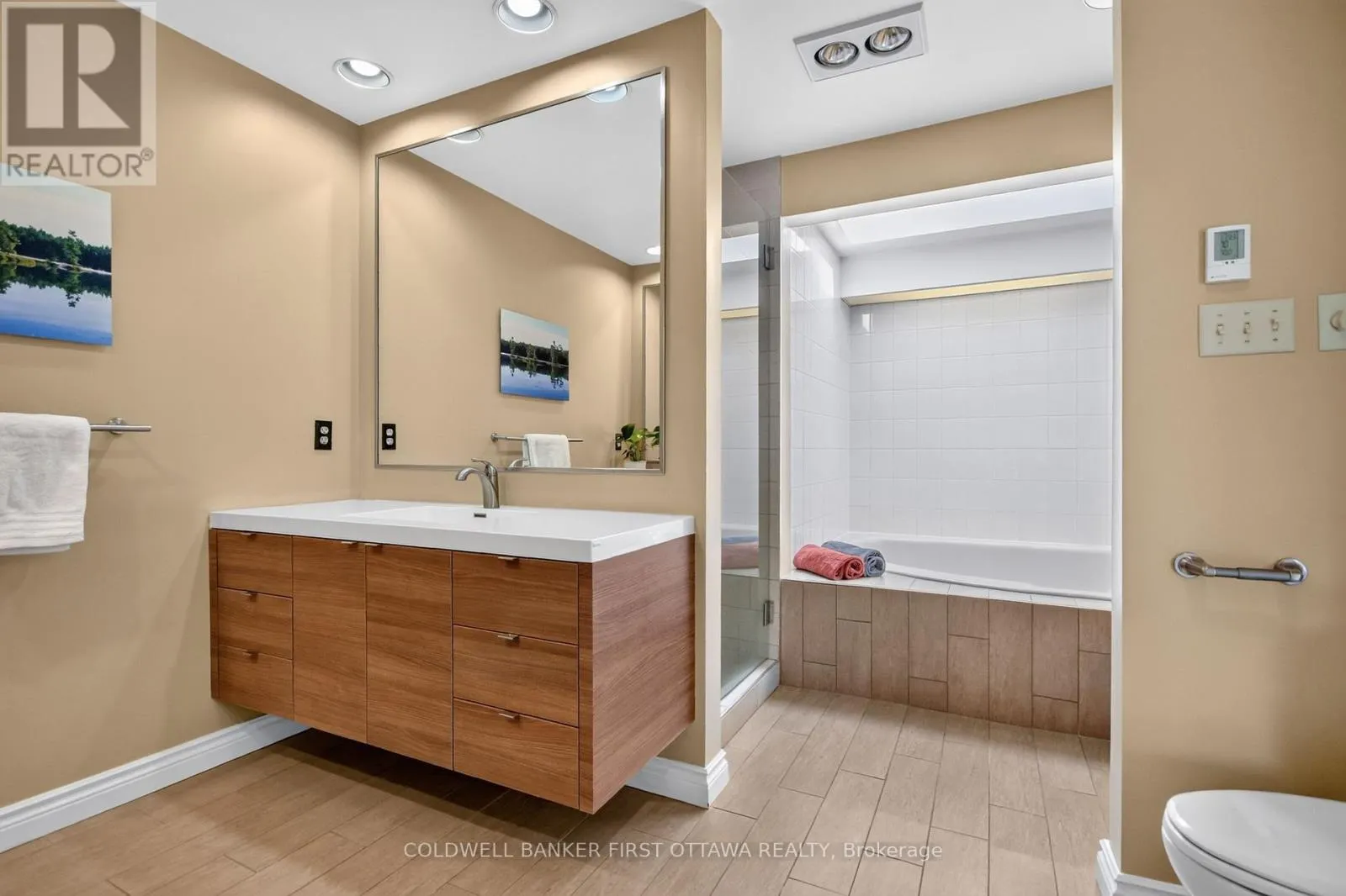 9 FOXRUN LANE