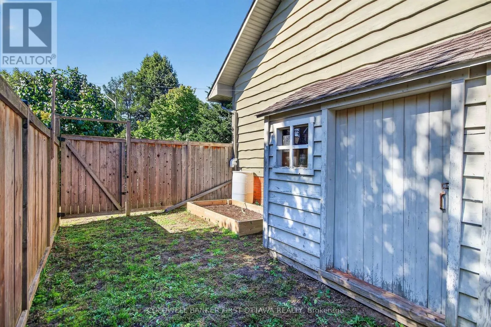 9 FOXRUN LANE