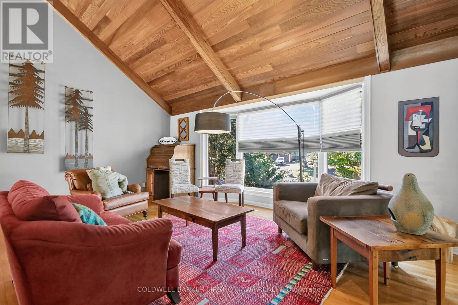 9 FOXRUN LANE