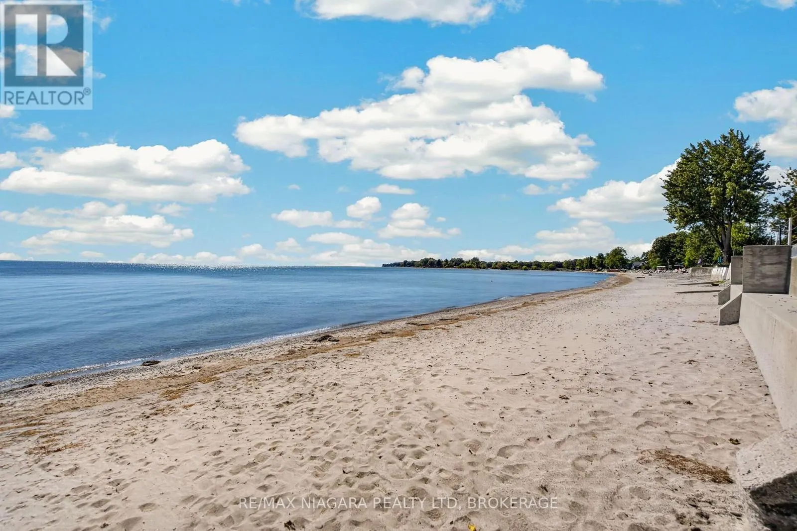 47 - 11046 LAKESHORE ROAD #47