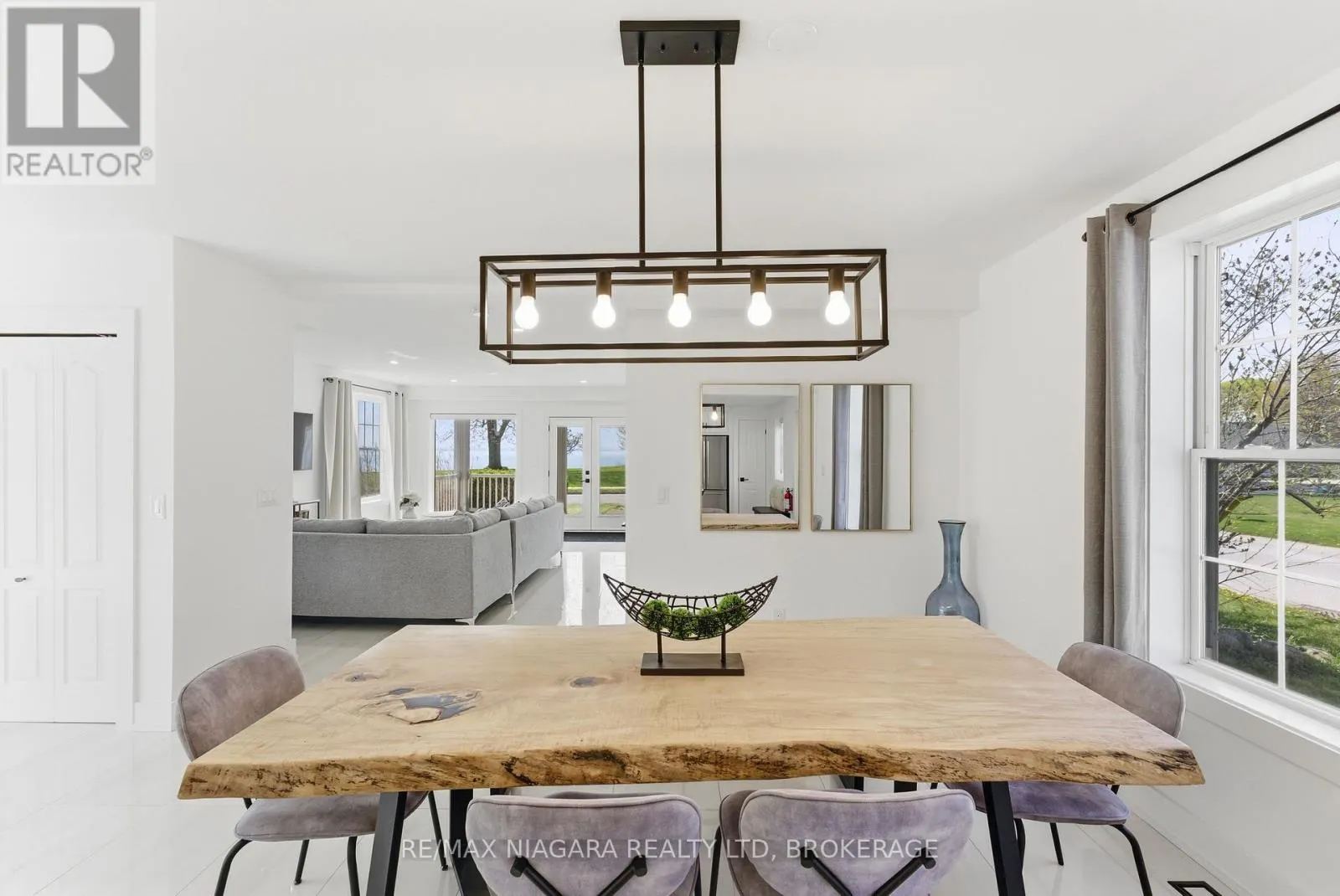 616 LAKESHORE ROAD