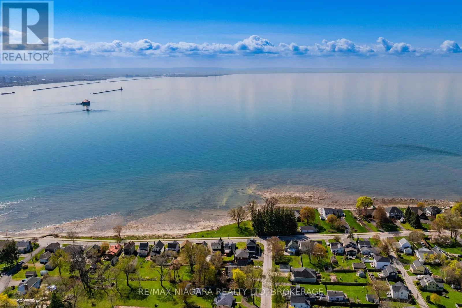 616 LAKESHORE ROAD