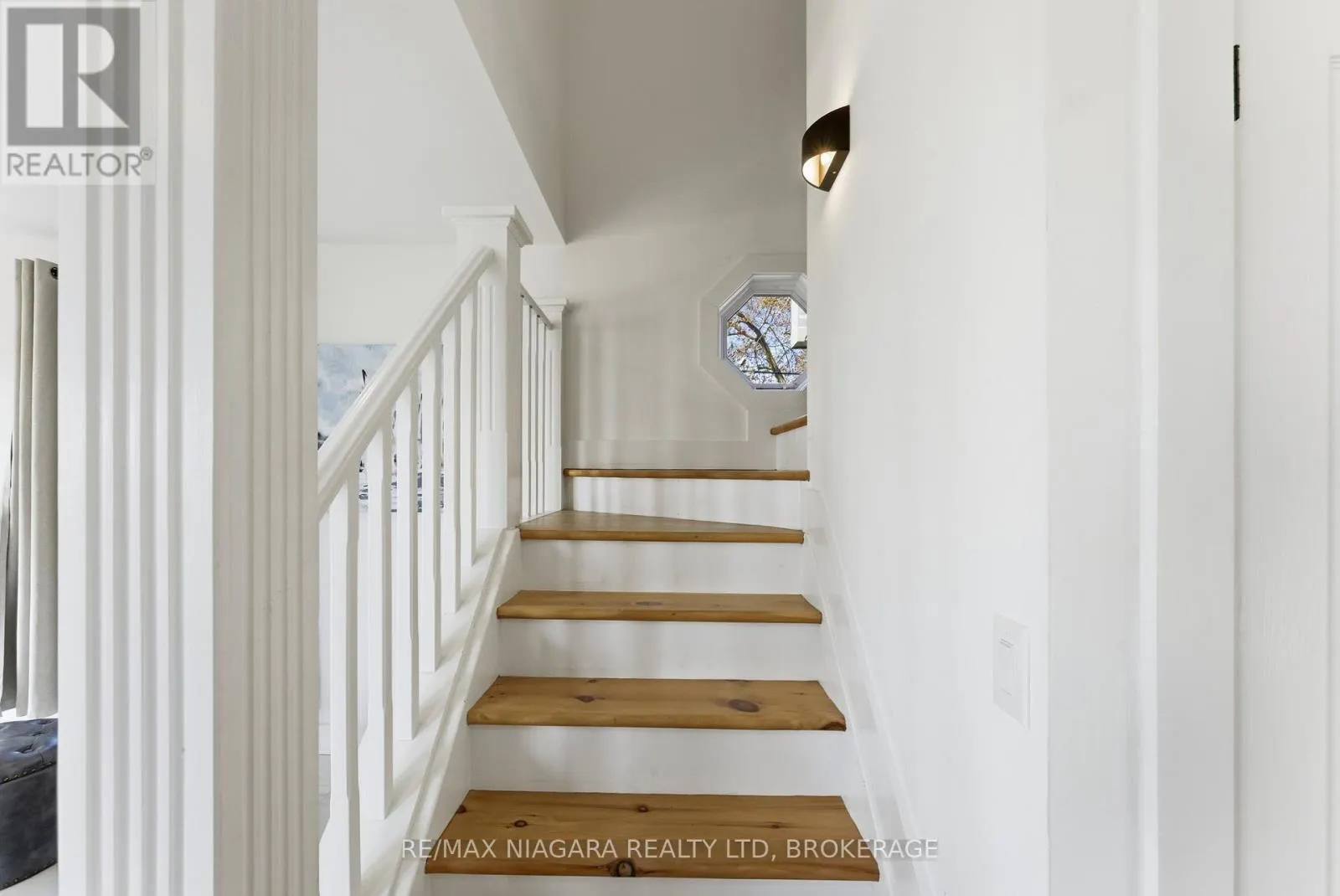 616 LAKESHORE ROAD