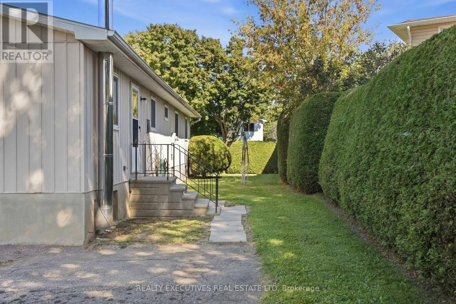 441 MAY STREET