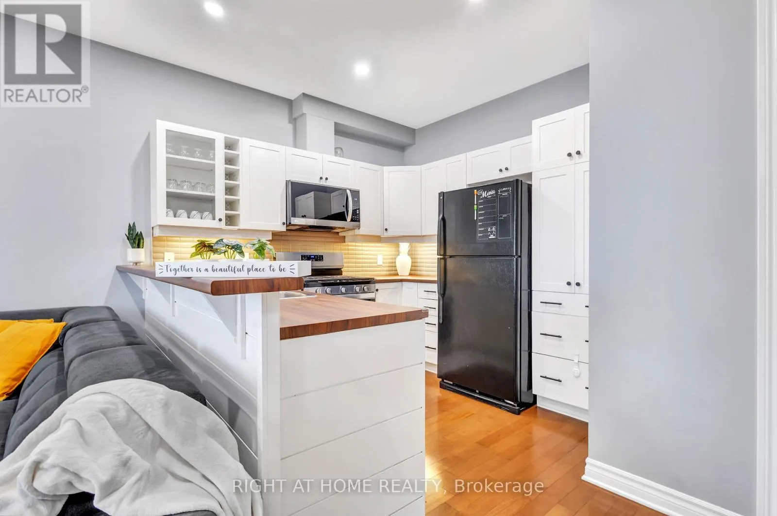 314 ROYAL FERN WAY