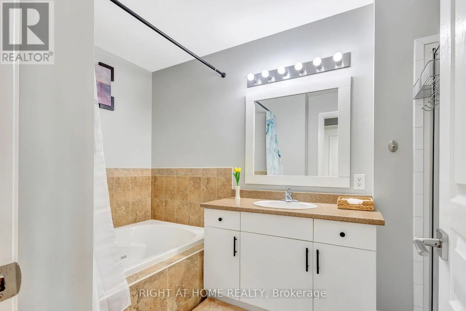 314 ROYAL FERN WAY