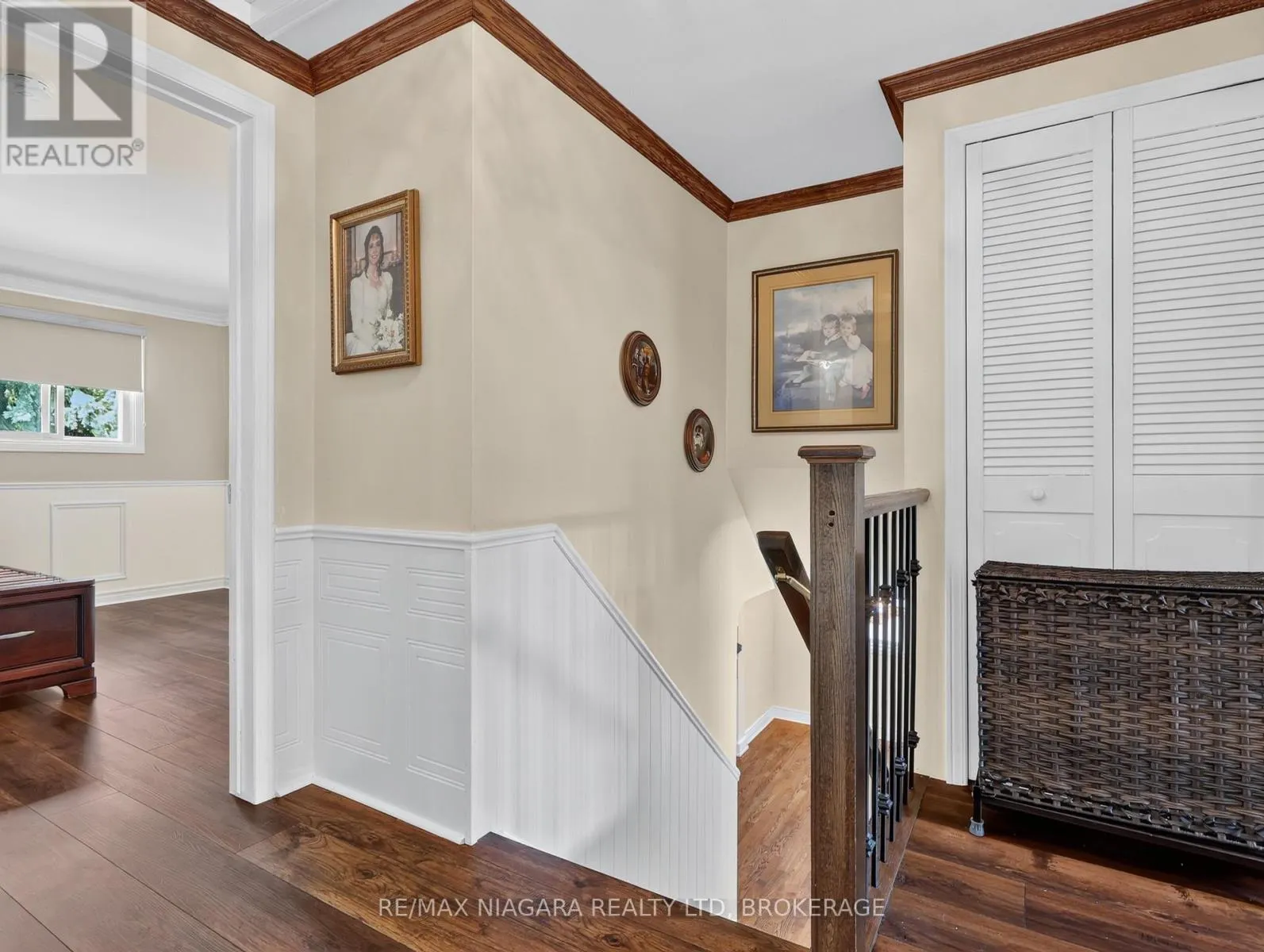 14 FAIRLAWN COURT