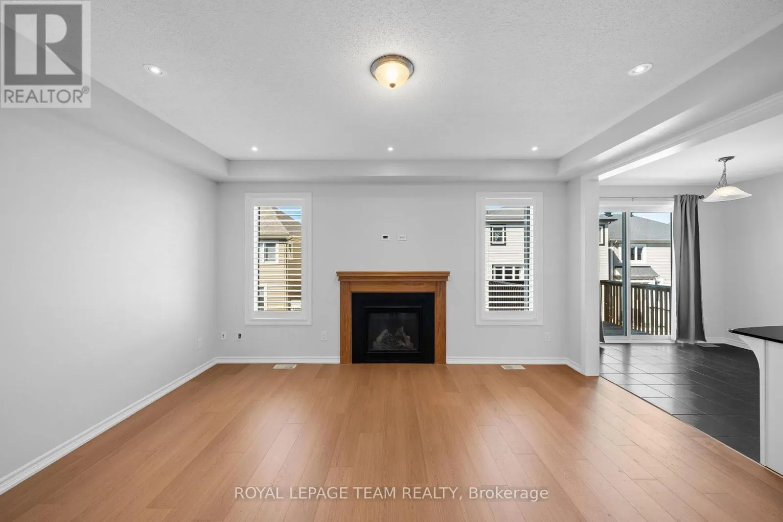 32 ESCALLONIA COURT