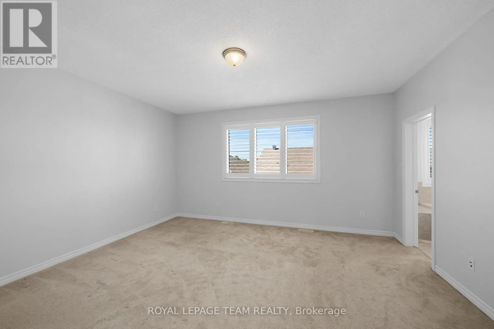 32 ESCALLONIA COURT