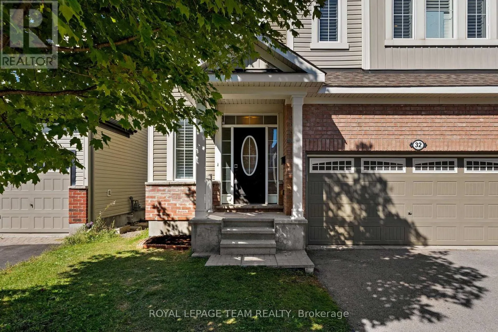 32 ESCALLONIA COURT