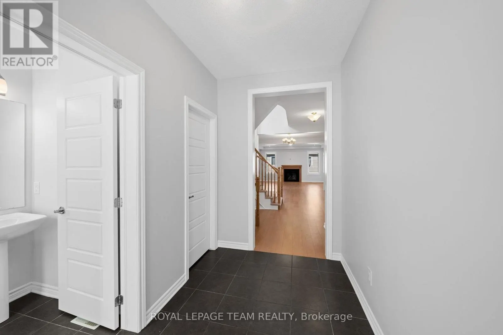 32 ESCALLONIA COURT