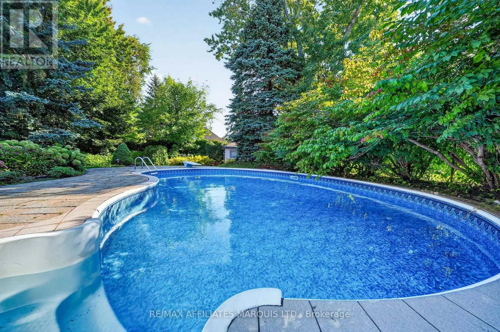 1704 BLAKELY DRIVE