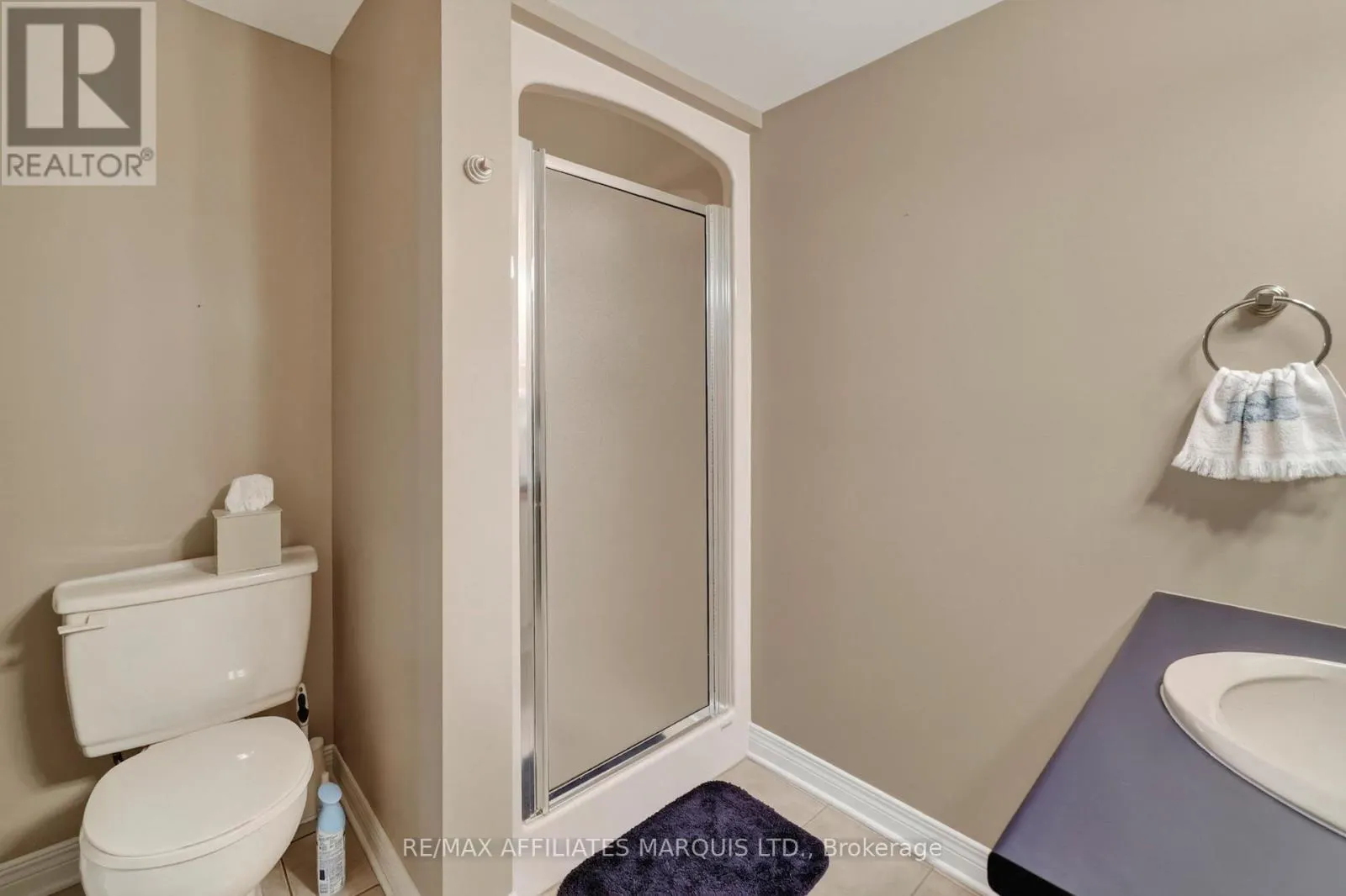 1704 BLAKELY DRIVE