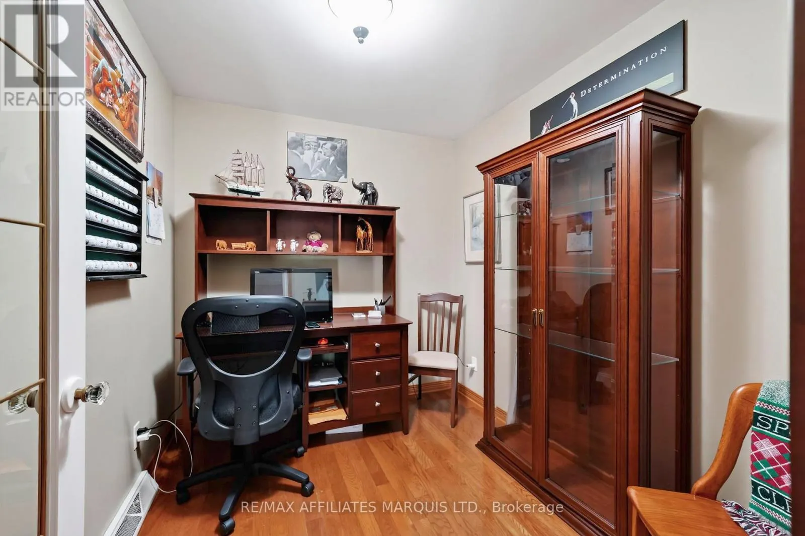 1704 BLAKELY DRIVE