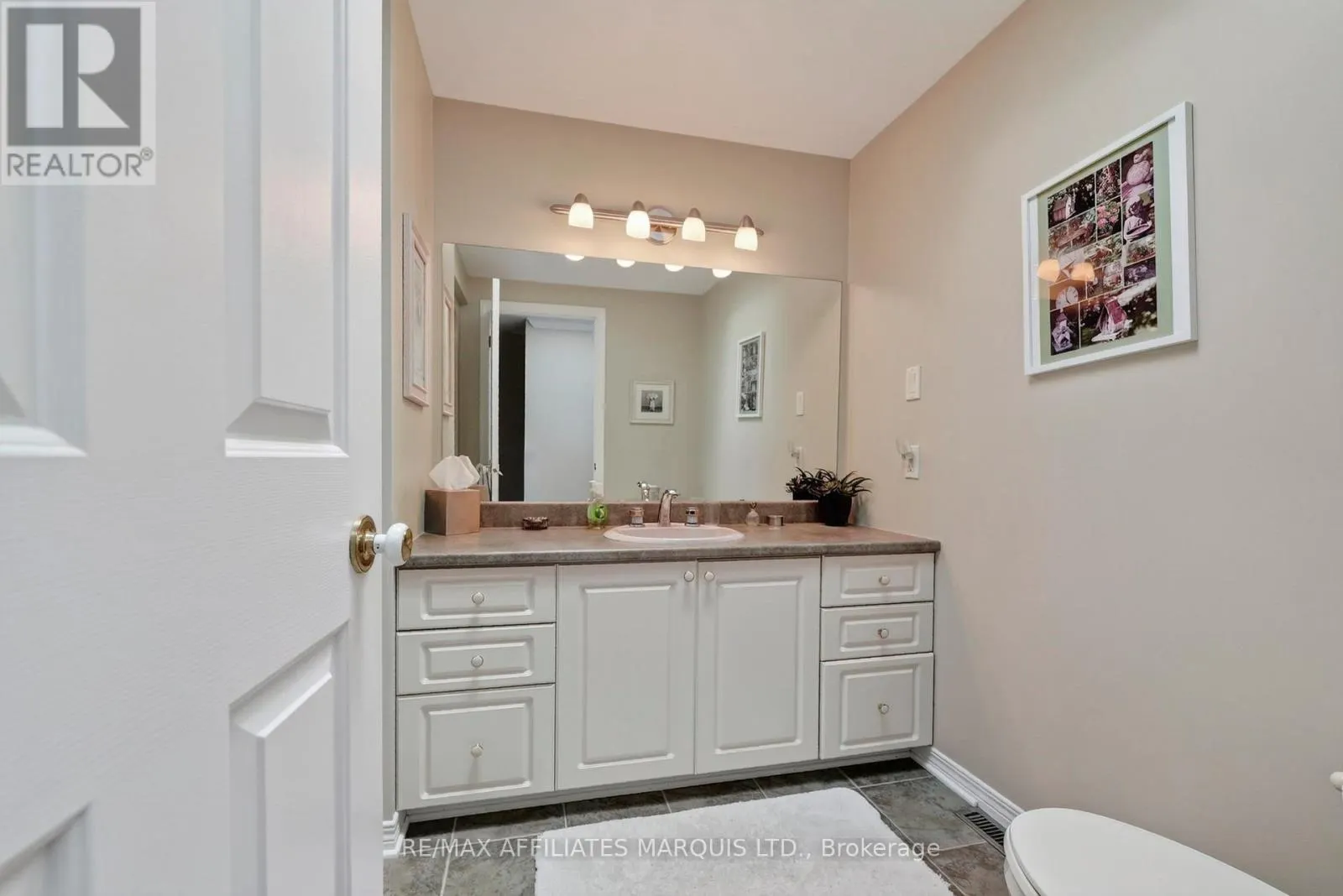 1704 BLAKELY DRIVE