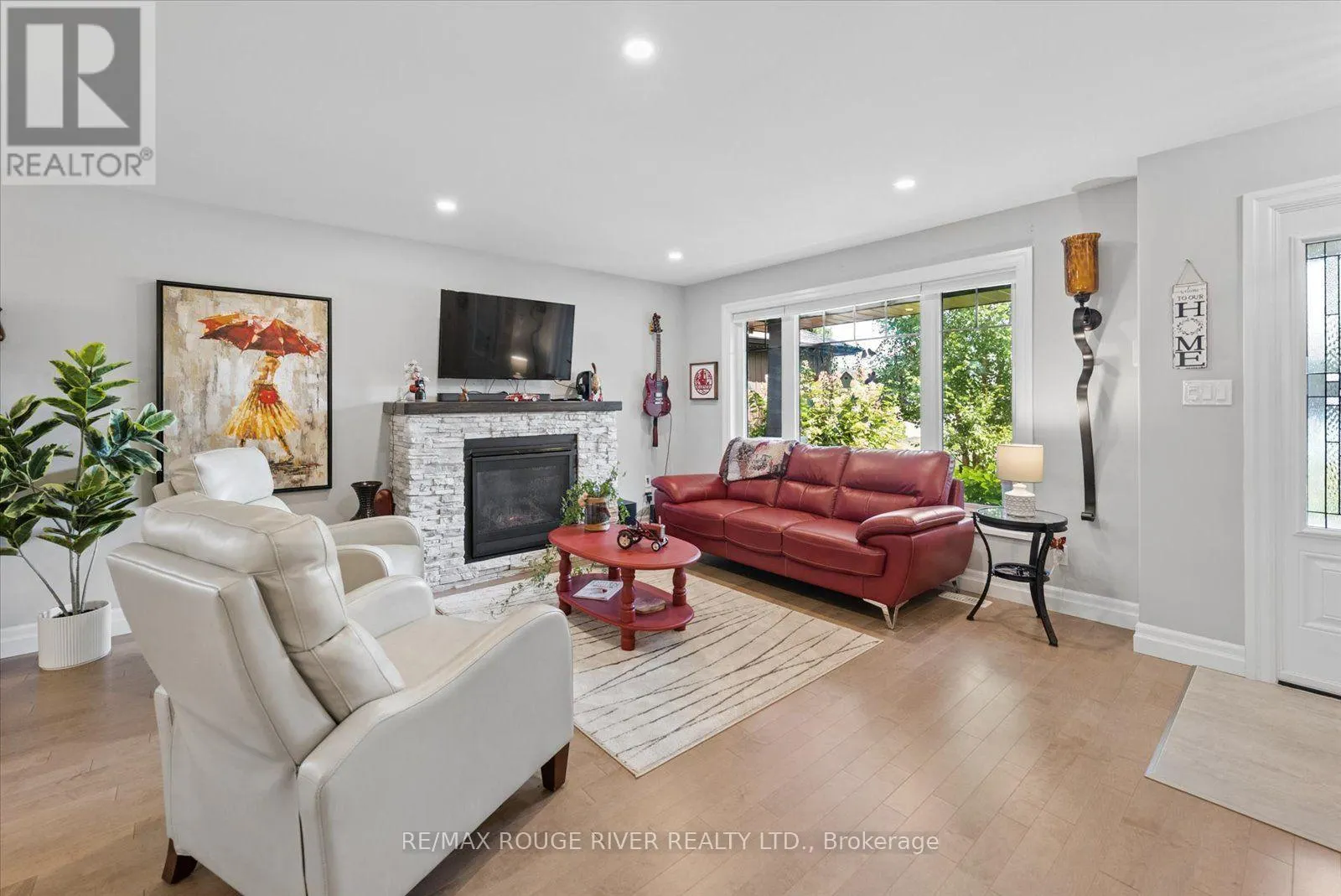 25 AMBROSIA TERRACE