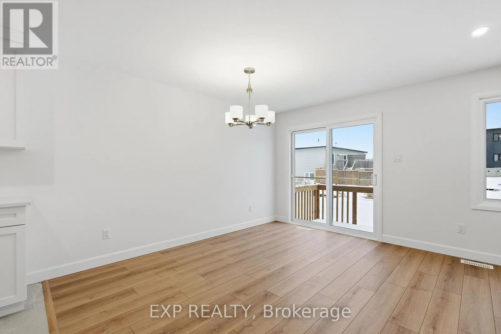 243 SUMAC CRESCENT