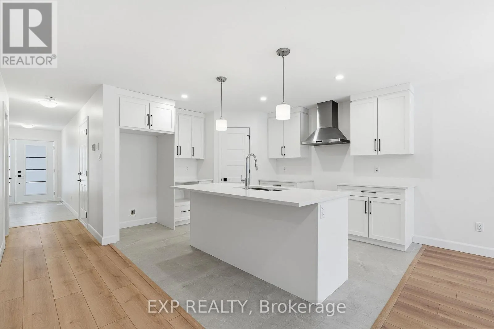 243 SUMAC CRESCENT