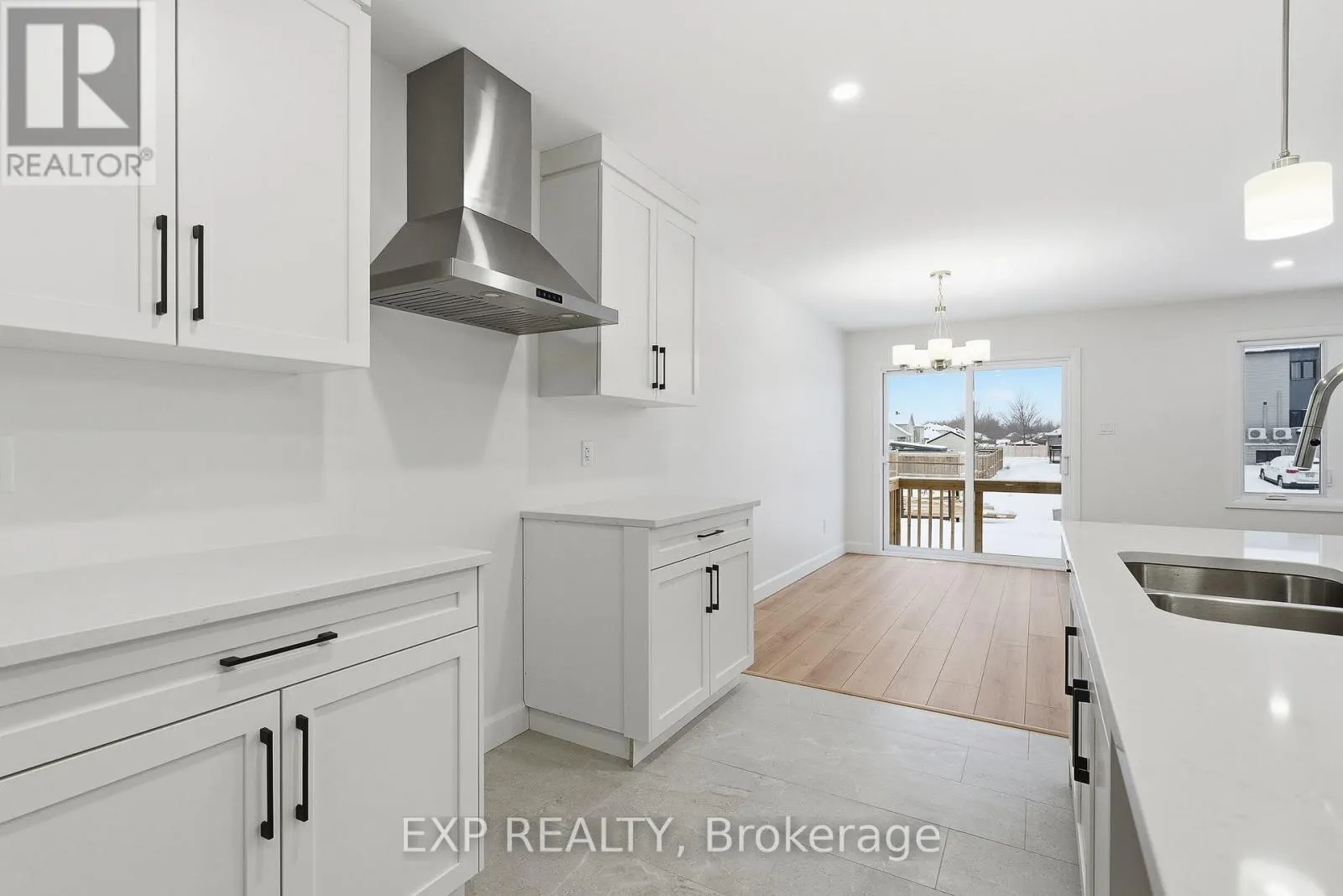 243 SUMAC CRESCENT