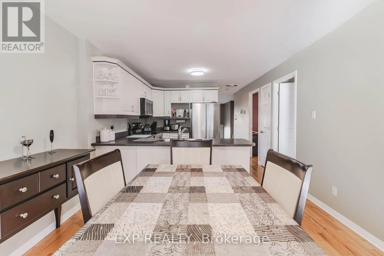 160 HERITAGE PLACE