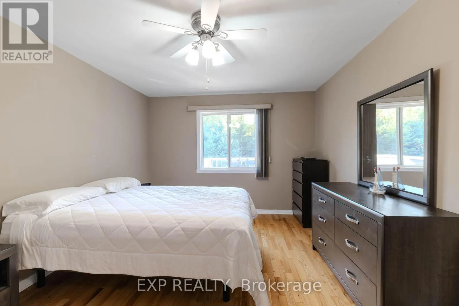 160 HERITAGE PLACE