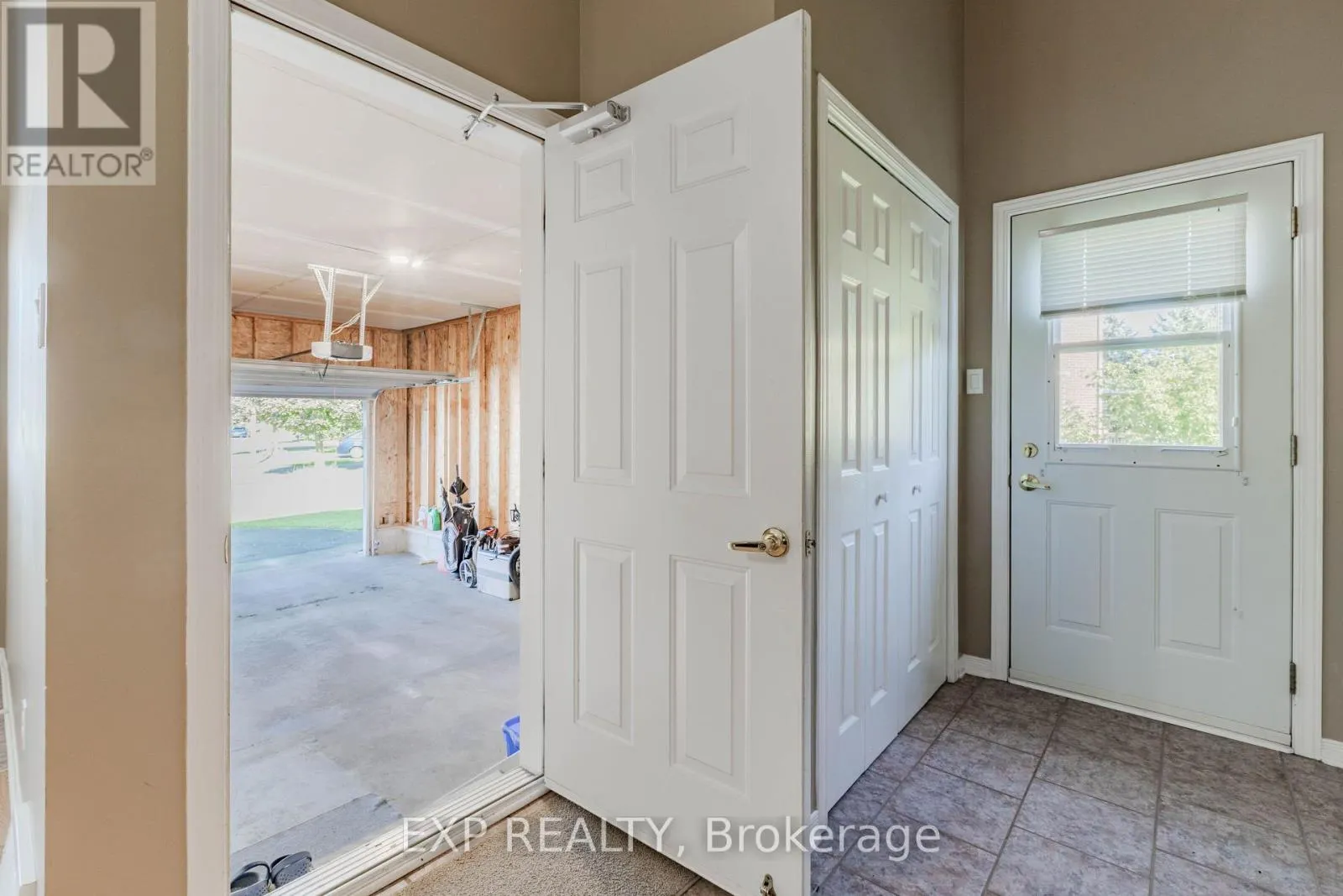 160 HERITAGE PLACE