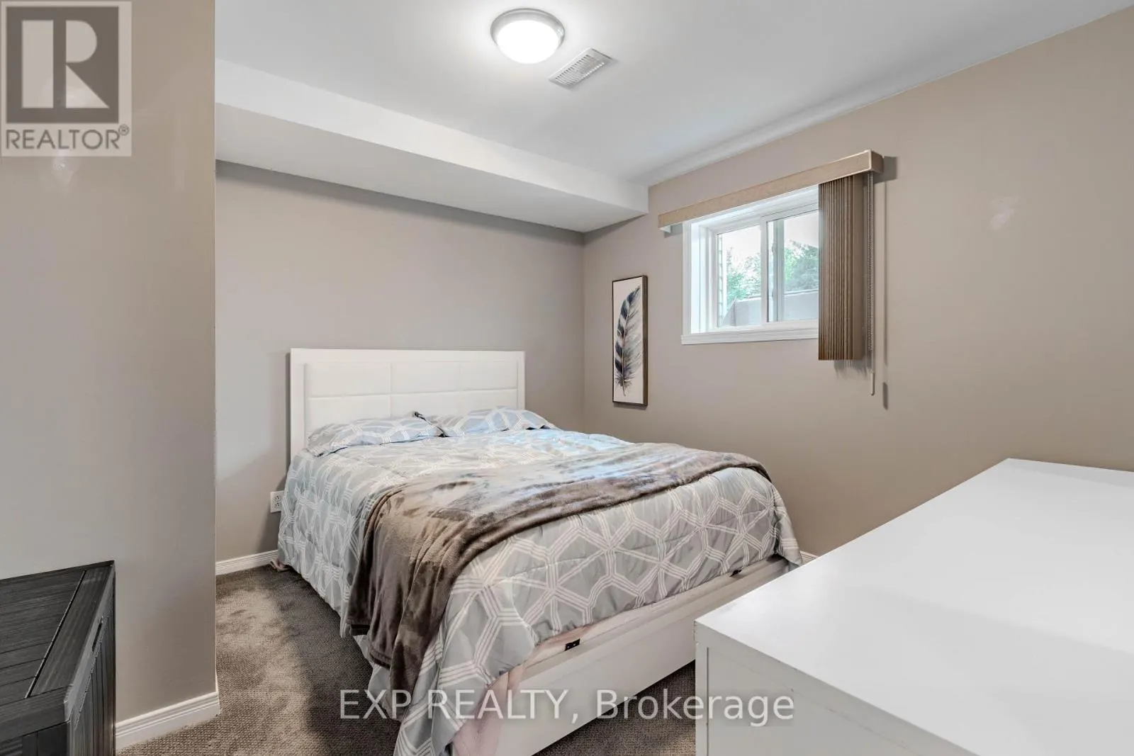 160 HERITAGE PLACE