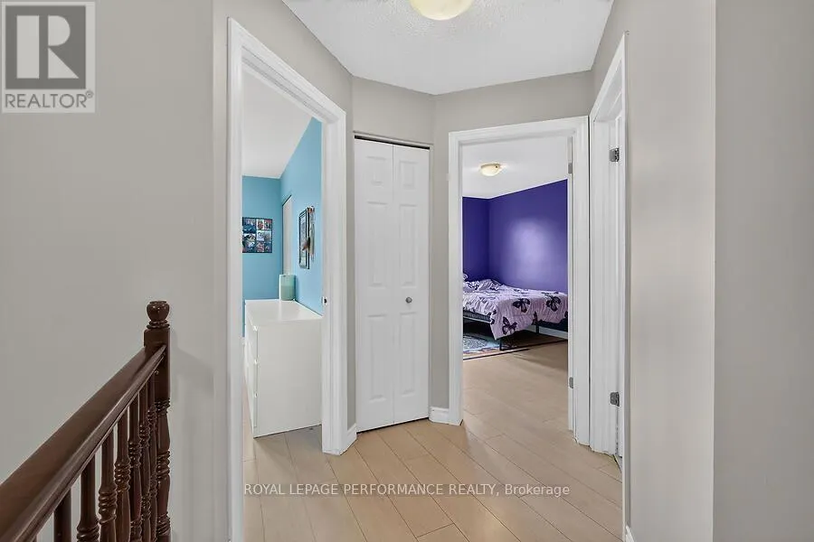 266 MICA CRESCENT W
