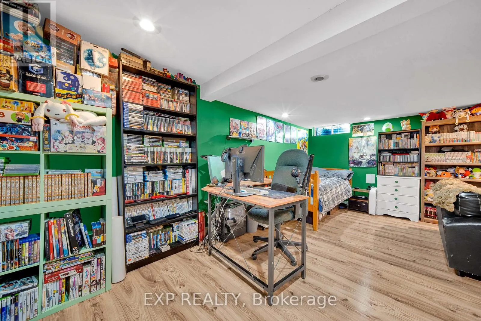 6431 TIMOTHY COURT